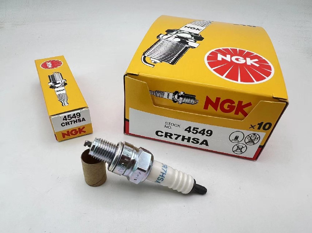 NGK-CR7HSA